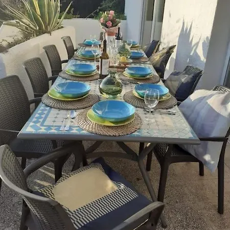 Villa Lorenzo With Tennis Court & Swimming Pool *