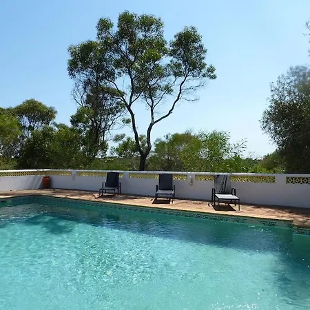 Villa Lorenzo With Tennis Court & Swimming Pool Portimão