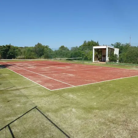 Lorenzo With Tennis Court & Swimming Pool *