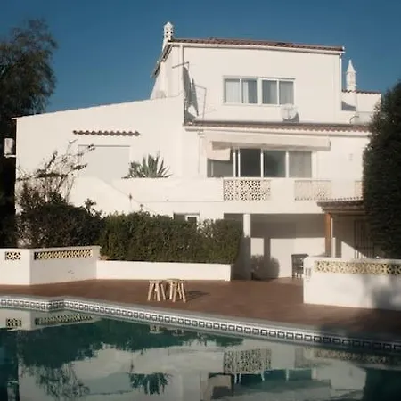 Lorenzo With Tennis Court & Swimming Pool * Portimão